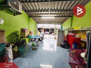 À vendre 2 chambres maison de ville à Sam Phran, Nakhon Pathom