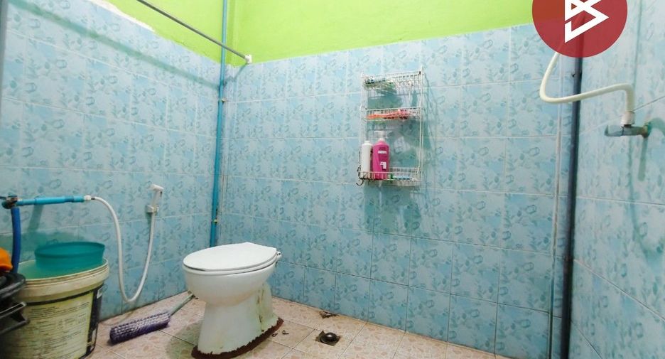 For sale 2 bedrooms townhouse in Sam Phran, Nakhon Pathom