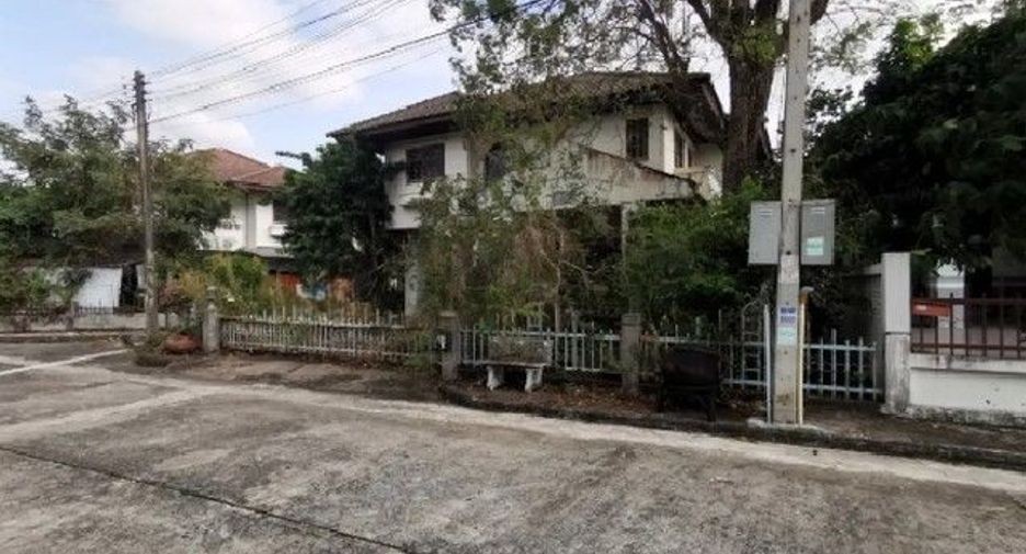 For sale 4 bedrooms house in Chok Chai, Nakhon Ratchasima