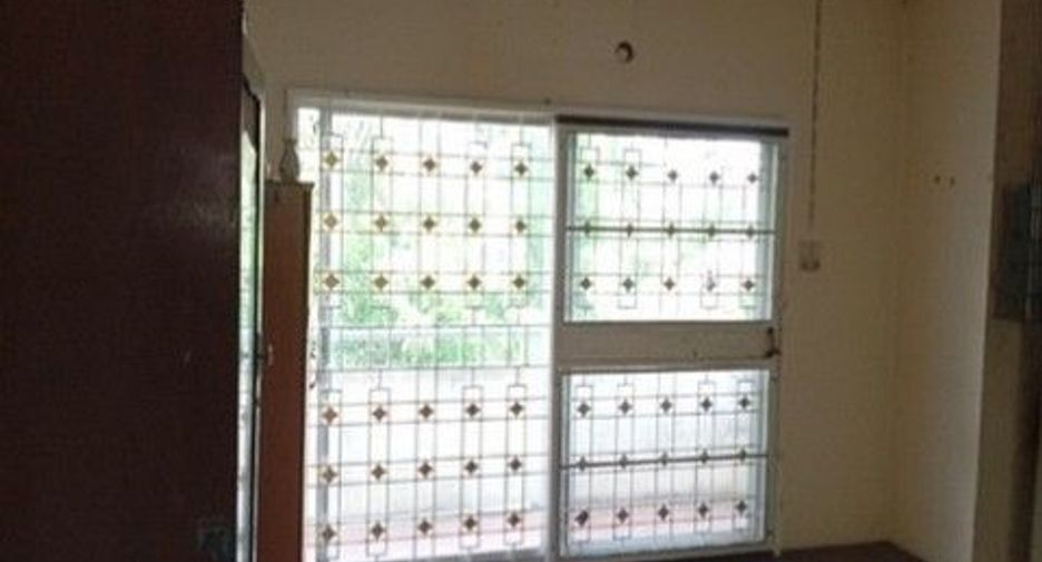 Reihenhaus zum Kauf mit 1 Zimmer in Thung Khru, Bangkok