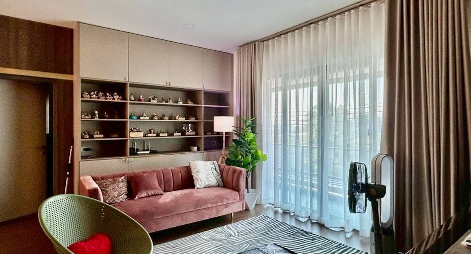 Casa en venta de 5 habitaciones en Bang Phli, Samut Prakan