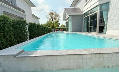 For rent and for sale 4 bedrooms villa in Suan Luang, Bangkok