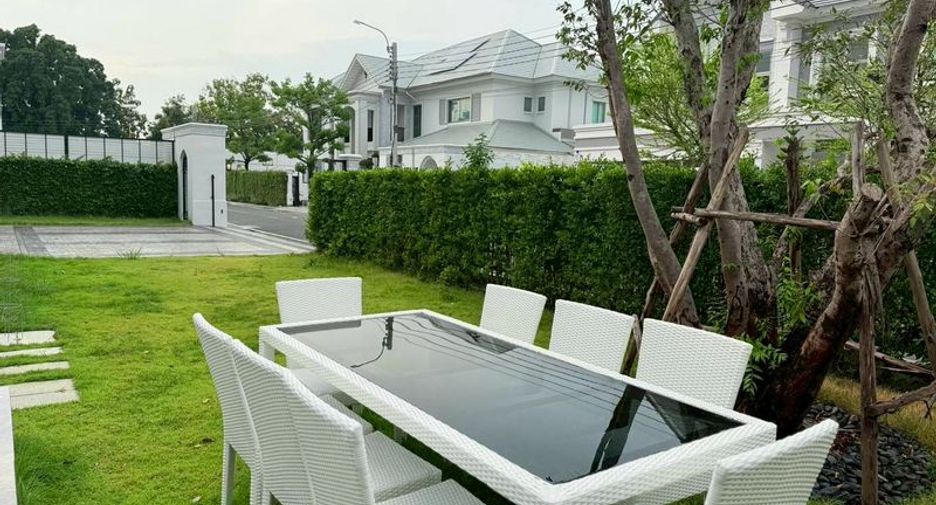 For rent and for sale 4 bedrooms villa in Suan Luang, Bangkok