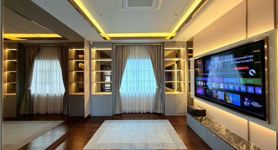 For rent and for sale 4 bedrooms villa in Suan Luang, Bangkok