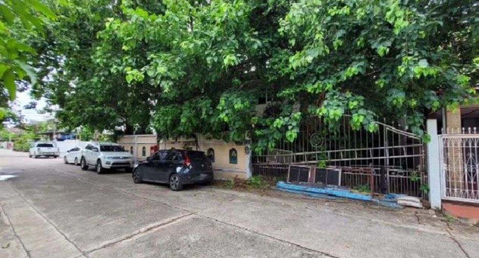 Haus zum Kauf mit 1 Zimmer in Bang Bua Thong, Nonthaburi