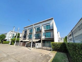 出售 1 卧室 联排别墅 在 Bang Bua Thong, Nonthaburi