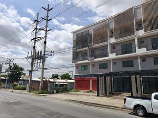 Local comercial en venta de 1 habitaciones en Bang Bua Thong, Nonthaburi
