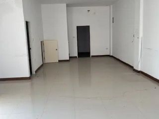 Local comercial en venta de 1 habitaciones en Bang Bua Thong, Nonthaburi