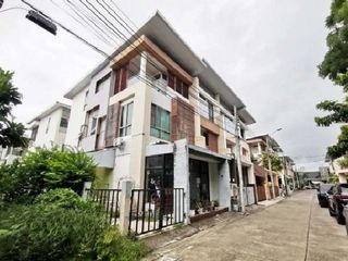 出售 1 卧室 联排别墅 在 Bang Bua Thong, Nonthaburi