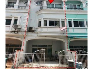 For sale 1 bed townhouse in Lat Krabang, Bangkok