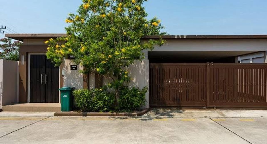 For rent 2 bedrooms house in Bang Lamung, Chonburi