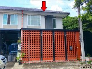 For sale 1 bed townhouse in Sai Mai, Bangkok