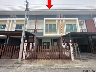 For sale 1 bed townhouse in Don Mueang, Bangkok