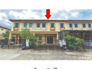 For sale 1 Beds townhouse in Saphan Sung, Bangkok
