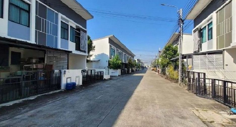 Продажа 1 кровать таунхаус в Bang Bua Thong, Нонтабури