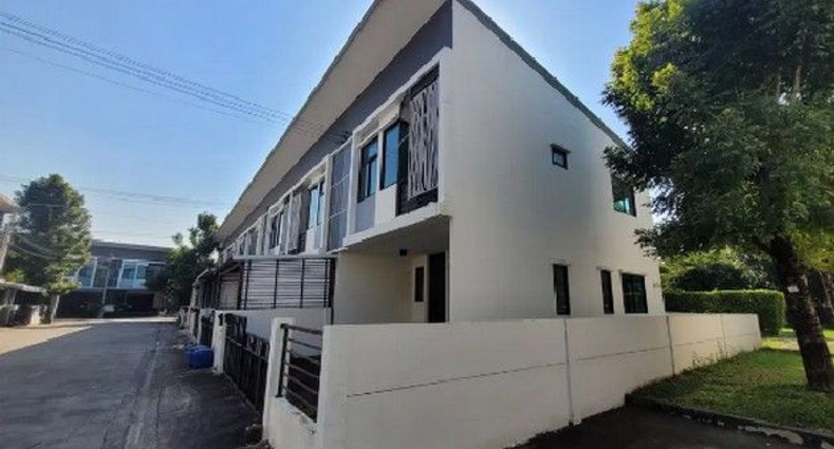 Продажа 1 кровать таунхаус в Bang Bua Thong, Нонтабури
