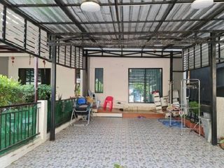 Продажа 1 кровать таунхаус в Bang Bua Thong, Нонтабури
