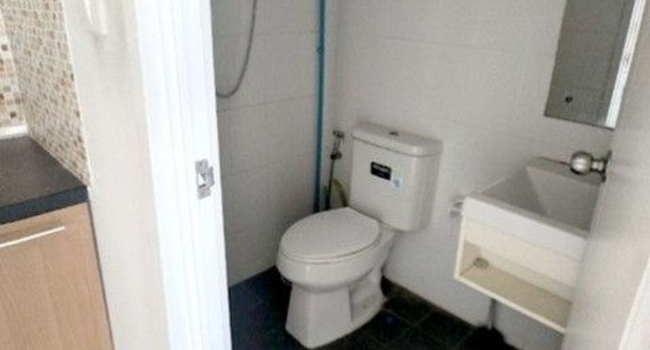 Продажа 1 кровать таунхаус в Чом Тхонг, Бангкок