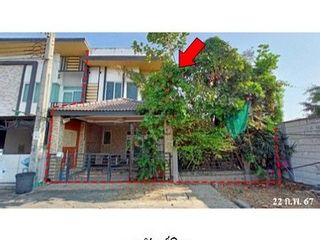 For sale 1 Beds townhouse in Saphan Sung, Bangkok