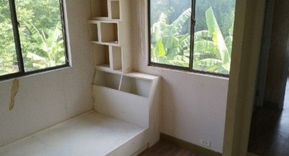 Casa adosada en venta de 1 habitaciones en Phasi Charoen, Bangkok