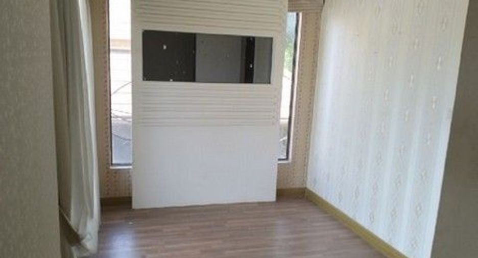Casa adosada en venta de 1 habitaciones en Phasi Charoen, Bangkok