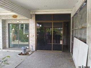 Reihenhaus zum Kauf mit 1 Zimmer in Phasi Charoen, Bangkok