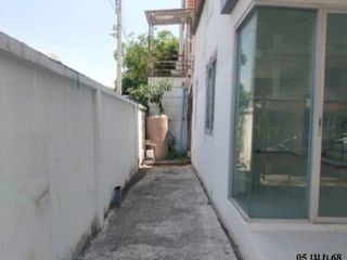 For sale 1 bed townhouse in Lat Krabang, Bangkok