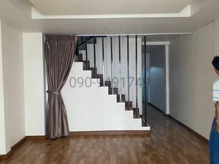 For rent 3 bedrooms townhouse in Don Mueang, Bangkok