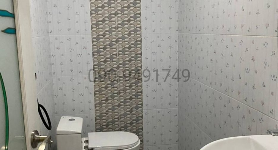 For rent 3 bedrooms townhouse in Don Mueang, Bangkok