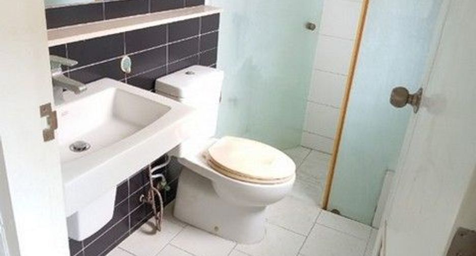 For sale 1 bed townhouse in Bang Khae, Bangkok