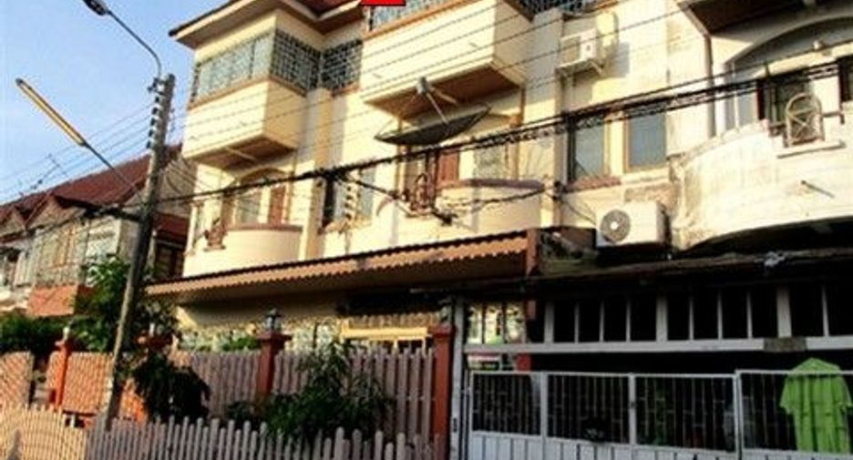 For sale 1 bed townhouse in Bang Bon, Bangkok