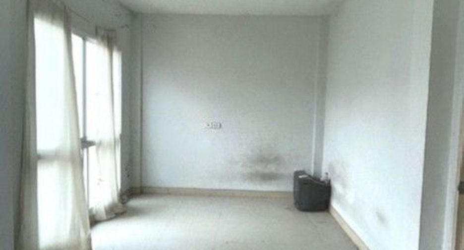 Casa adosada en venta de 1 habitaciones en Nong Chok, Bangkok