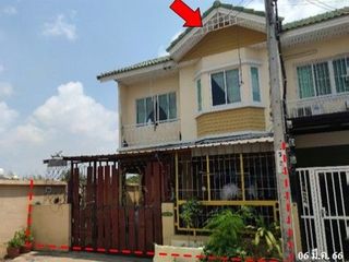 For sale 1 bed townhouse in Bang Khun Thian, Bangkok
