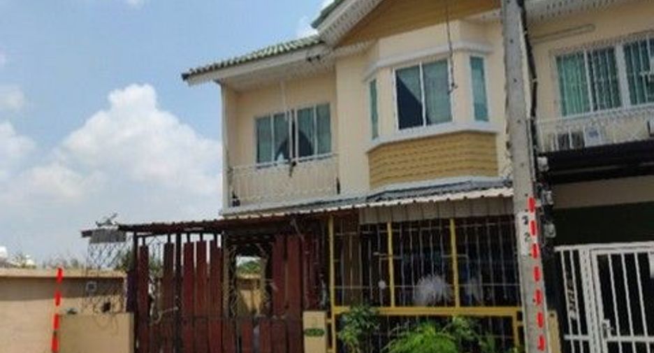 For sale 1 bed townhouse in Bang Khun Thian, Bangkok