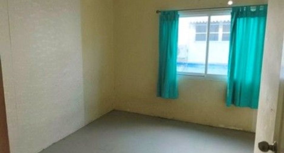 For sale 1 bed townhouse in Prawet, Bangkok