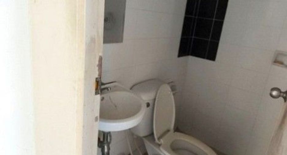 For sale 1 bed townhouse in Prawet, Bangkok