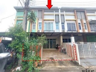 For sale 1 bed townhouse in Min Buri, Bangkok