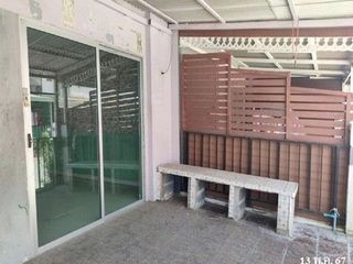 Продажа 1 кровать таунхаус в Банг Кхае, Бангкок