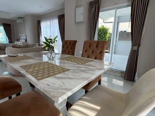 For rent 5 bedrooms villa in Bang Lamung, Chonburi