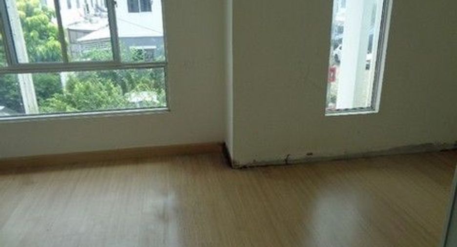 For sale 1 bed townhouse in Don Mueang, Bangkok
