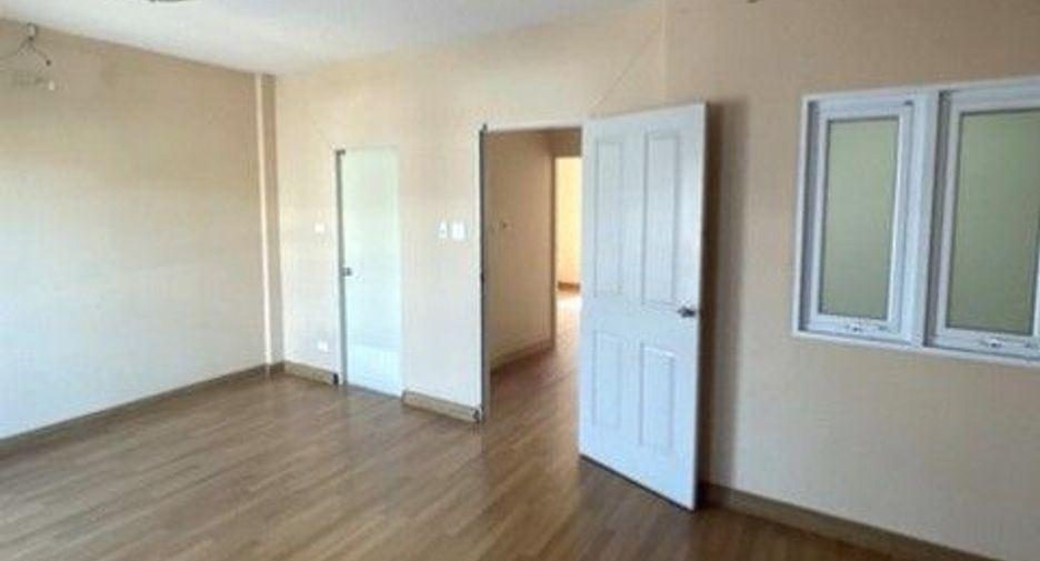 For sale 1 bed townhouse in Nong Khaem, Bangkok