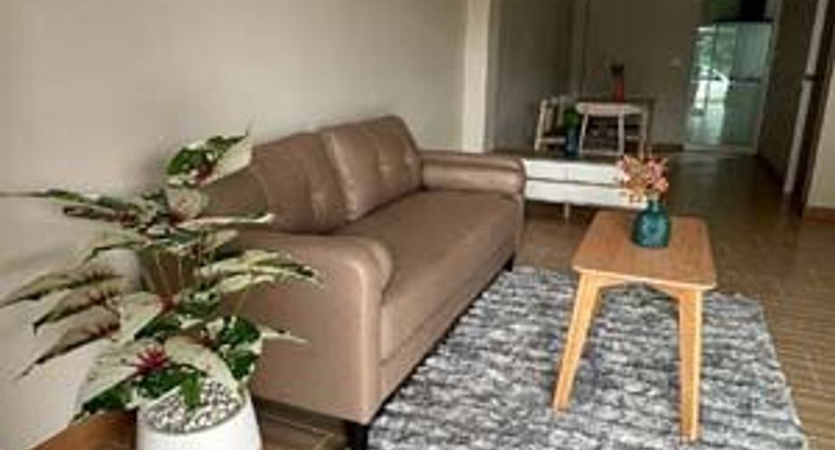 Casa adosada en venta de 3 habitaciones en Mueang Ratchaburi, Ratchaburi