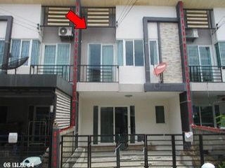 For sale 1 bed townhouse in Bang Khun Thian, Bangkok