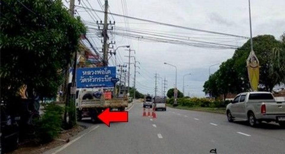 For sale 1 bed townhouse in Bang Khun Thian, Bangkok