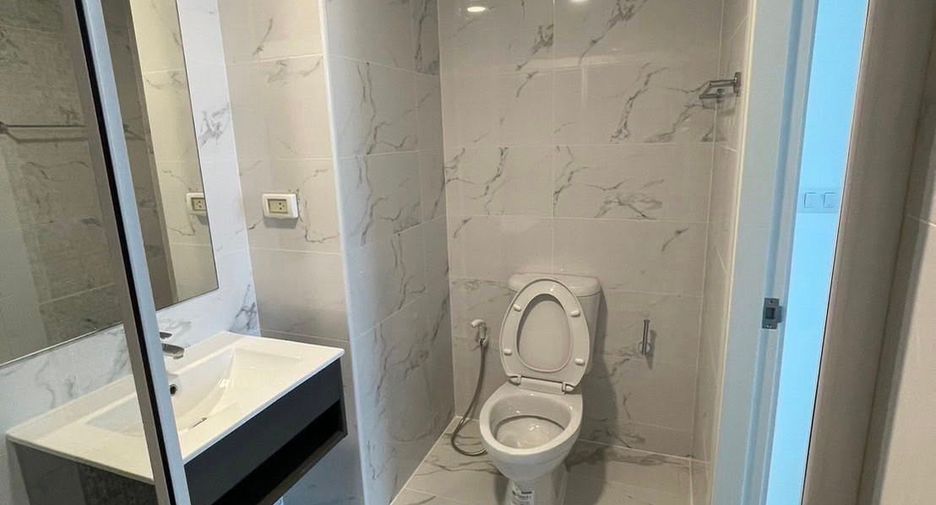 For rent 1 bed condo in Huai Khwang, Bangkok