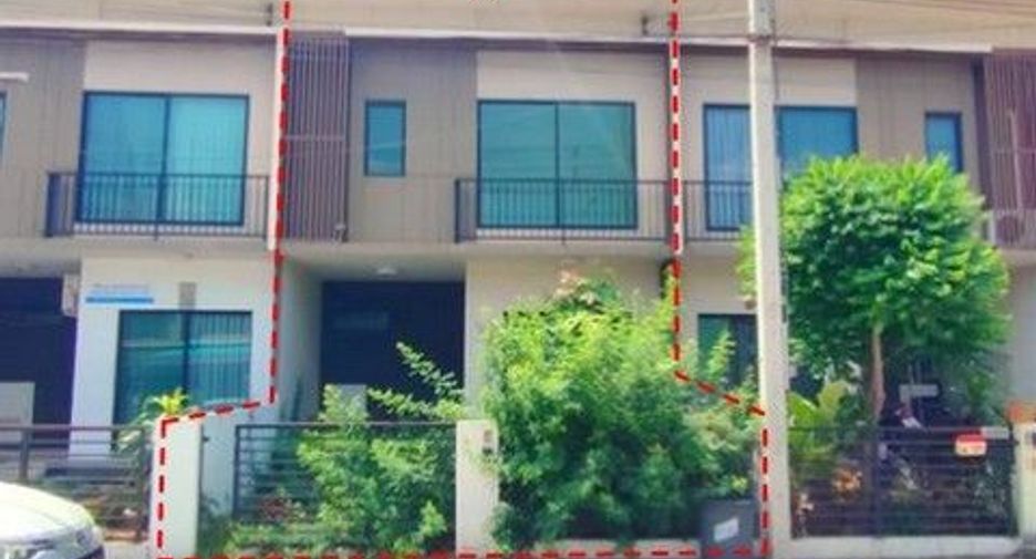 For sale 1 bed townhouse in Prawet, Bangkok