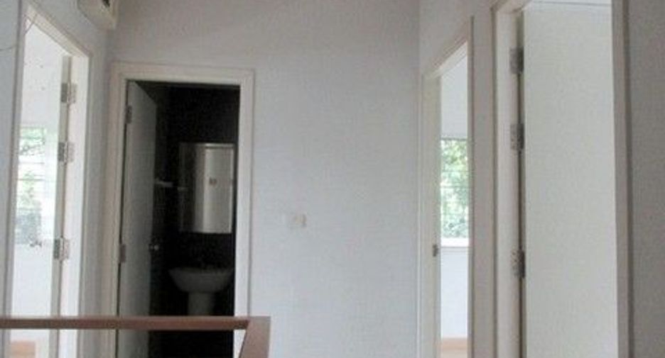 Продажа 1 кровать таунхаус в Кхлонг Сам Ща, Бангкок