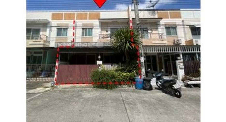 À vendre 1 chambre maison de ville à Khlong Sam Wa, Bangkok