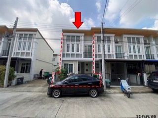 For sale 1 bed townhouse in Bang Khen, Bangkok