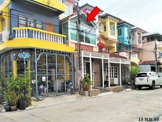 Reihenhaus zum Kauf mit 1 Zimmer in Phasi Charoen, Bangkok